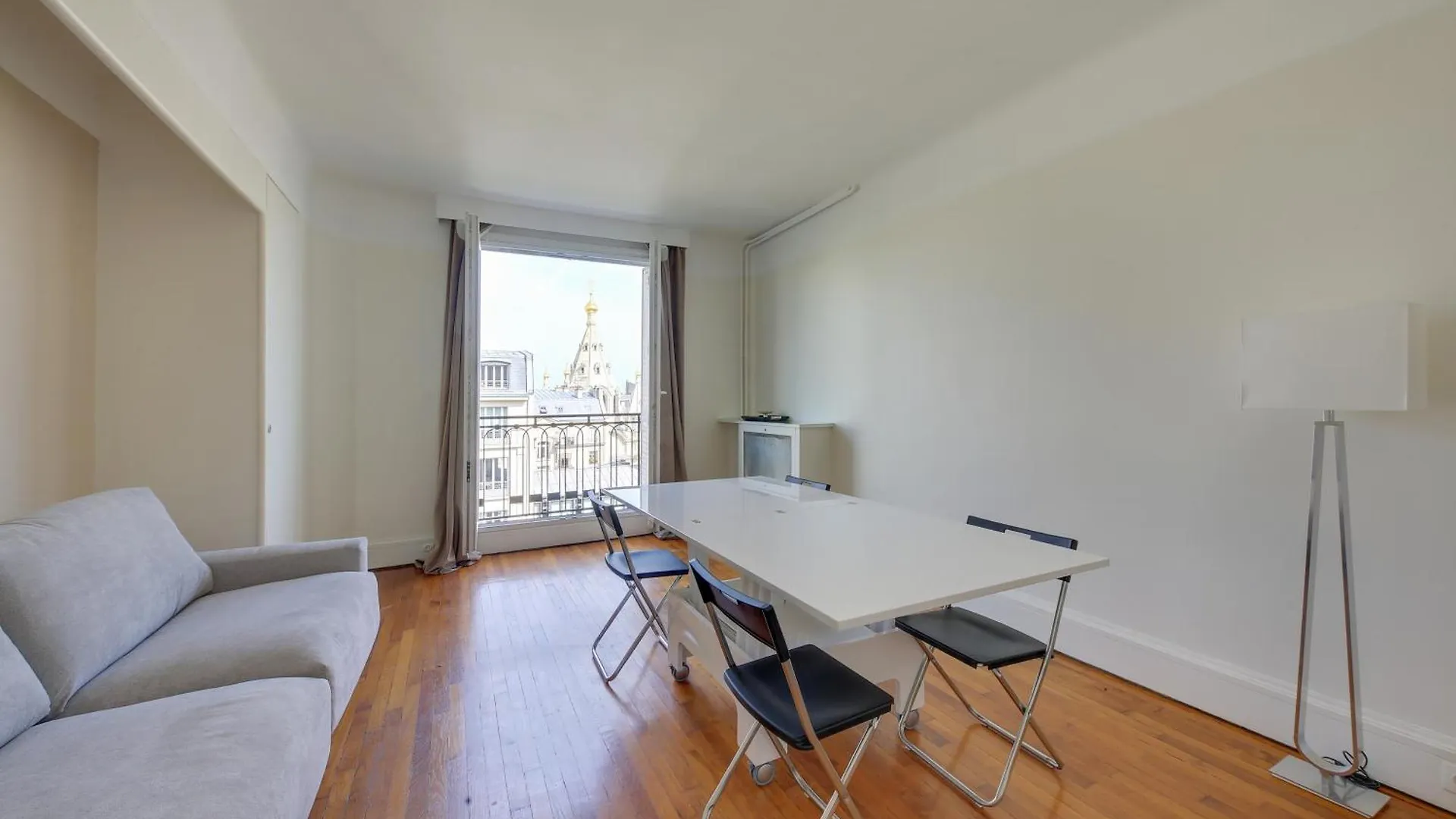 Elux Appartamento Parigi
